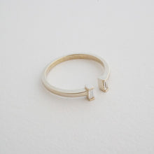 Load image into Gallery viewer, Stevie Adjustable Baguette Ring