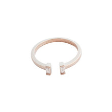 Load image into Gallery viewer, Stevie Adjustable Baguette Ring