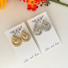Load image into Gallery viewer, modern sculptural earrings Lilac and Rose