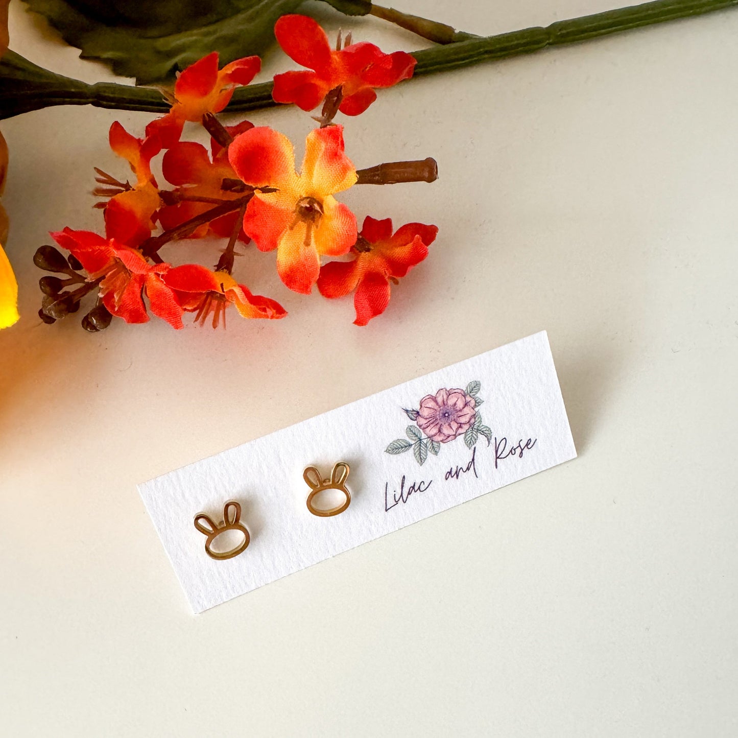 ✅ Bunny Ears Stud Earrings