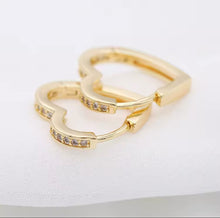 Load image into Gallery viewer, CZ Heart Huggies
