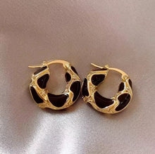 Load image into Gallery viewer, retro statement hoop earrings lightweight hypoallergenic