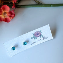 Load image into Gallery viewer, minimalist sparkle studs hypoallergenic jewelry