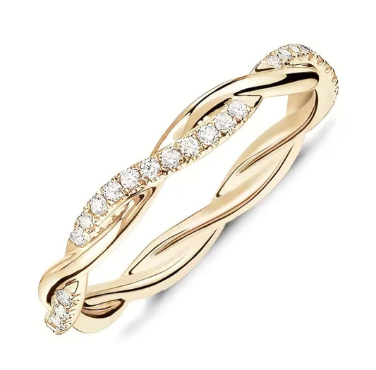✨ CZ Twist Ring