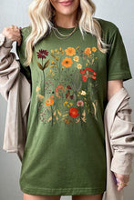 Load image into Gallery viewer, Botanical Wildflowers Graphic Tee
