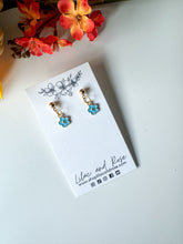 Load image into Gallery viewer, Spring Floral Earrings
