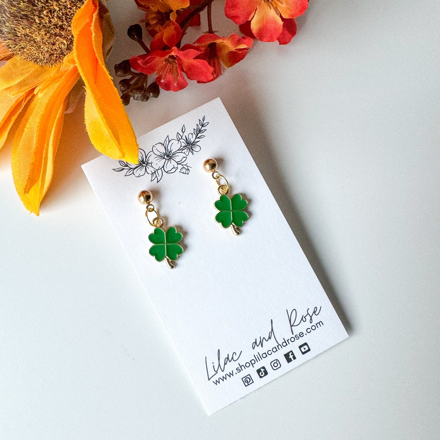 ✅ Green Clover Earrings