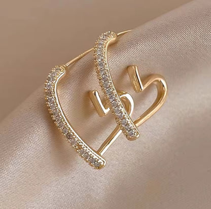 ✨ CZ Heart Hoop Earrings – Sparkling Romance with a Modern Twist