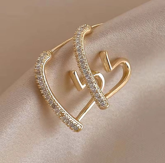 ✨ CZ Heart Hoop Earrings – Sparkling Romance with a Modern Twist