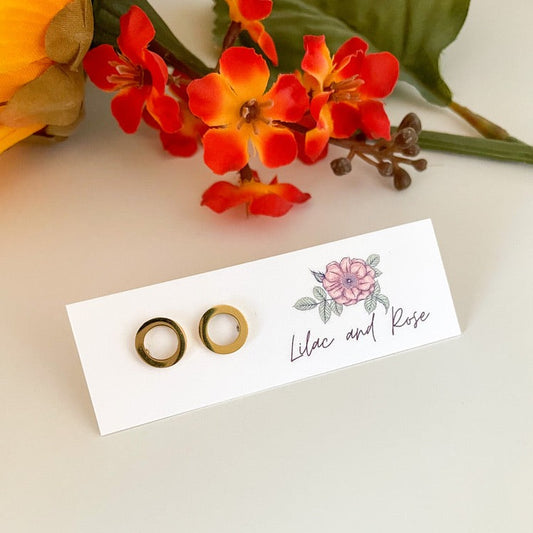 ✅ Hollow Circle Stud Earrings