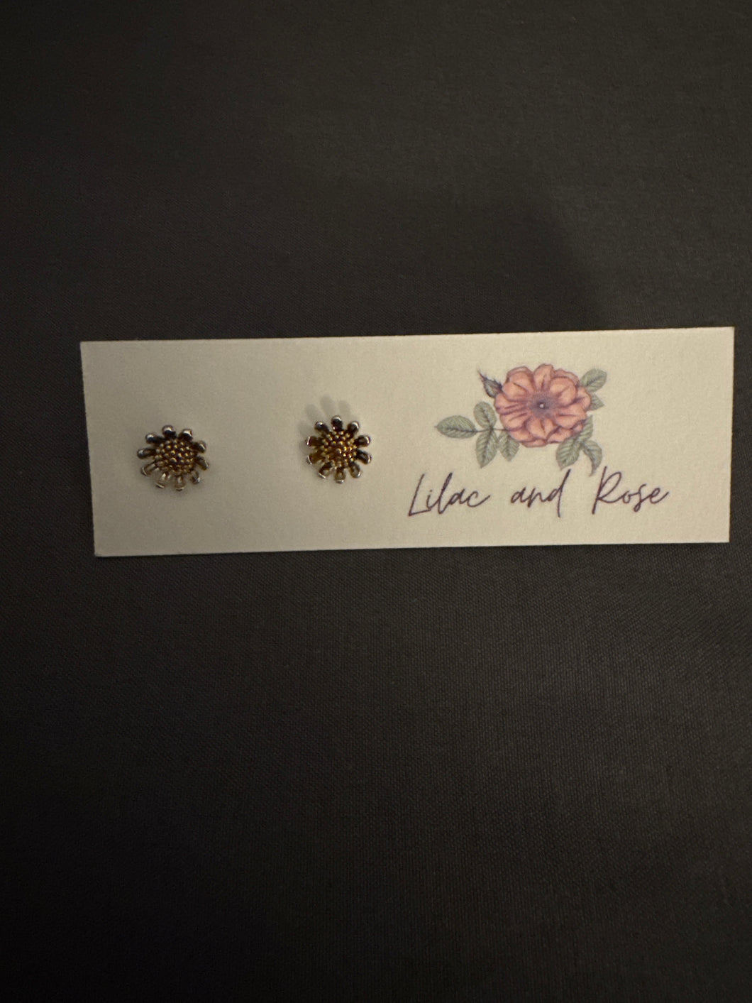 Pollen Flower Stud Earring