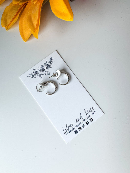 ✨ Snake Textured Hoop Earrings