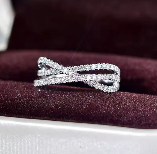 ✨ CZ Criss Cross Ring