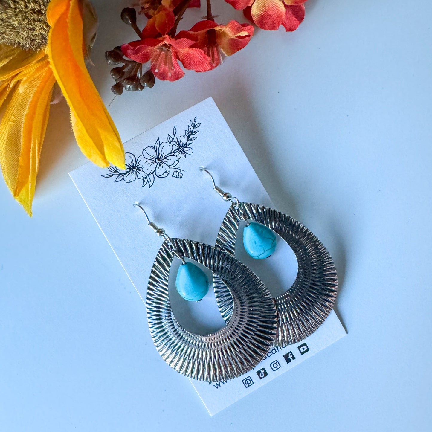 ✅ Turquoise Stone Teardrop Dangle Earrings