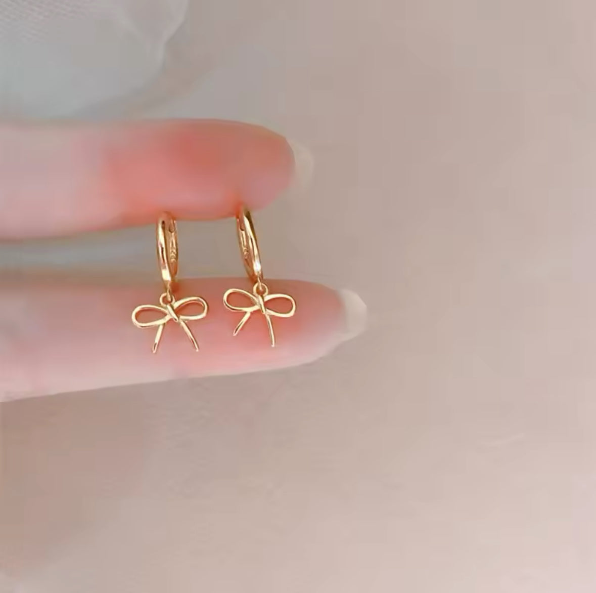minimal bow detail hoop earrings lightweight jewelry