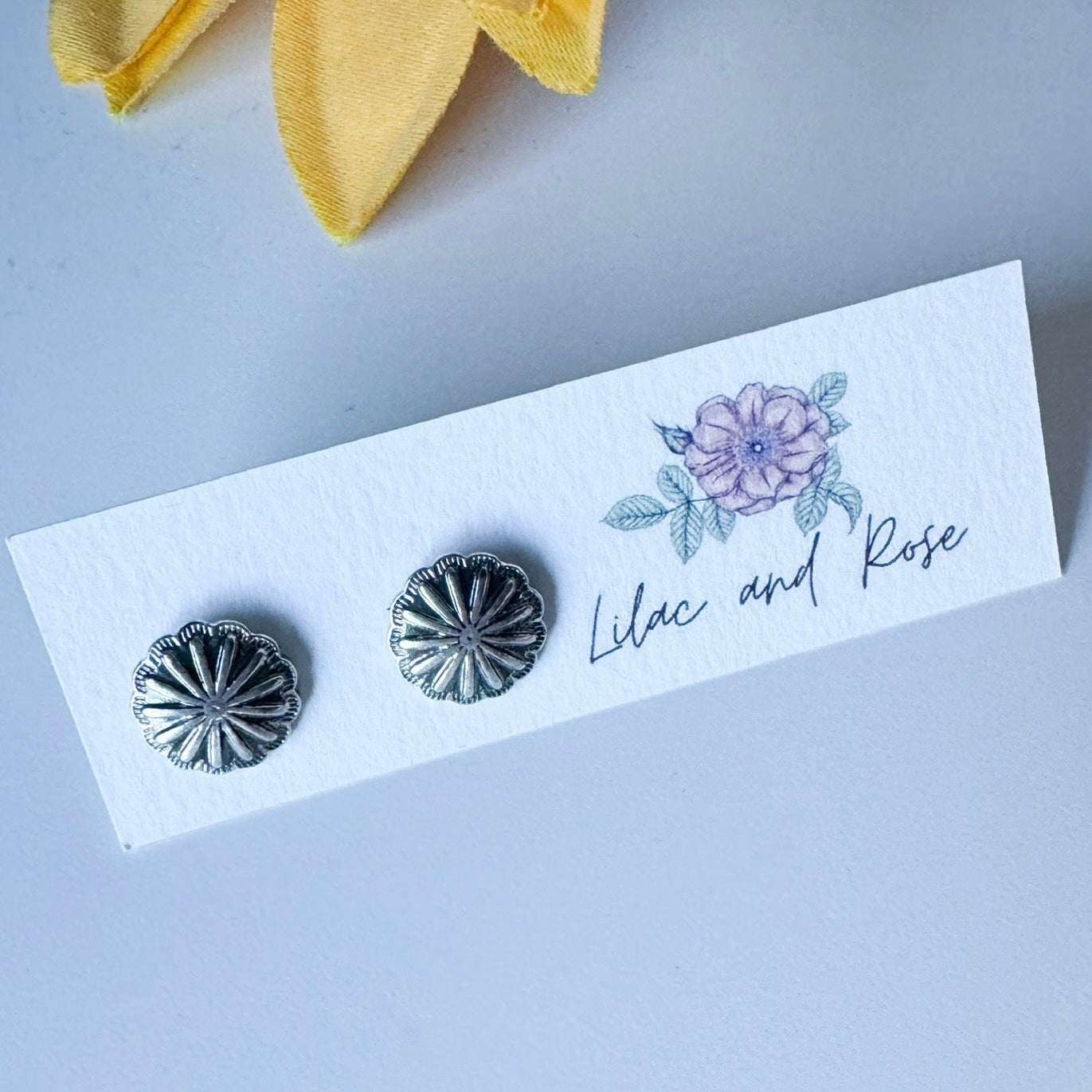 vintage floral stud earrings lightweight