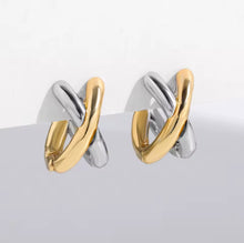 Load image into Gallery viewer, mixed metal huggies twisted small hoop earrings hypoallergenic
