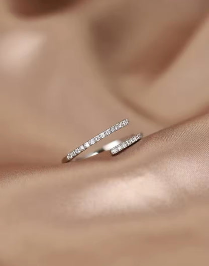 ✨ Adjustable CZ Minimalist Ring