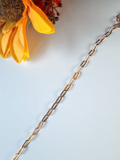 ✨ Paperclip Luxe Chain – Bold Gold Necklace