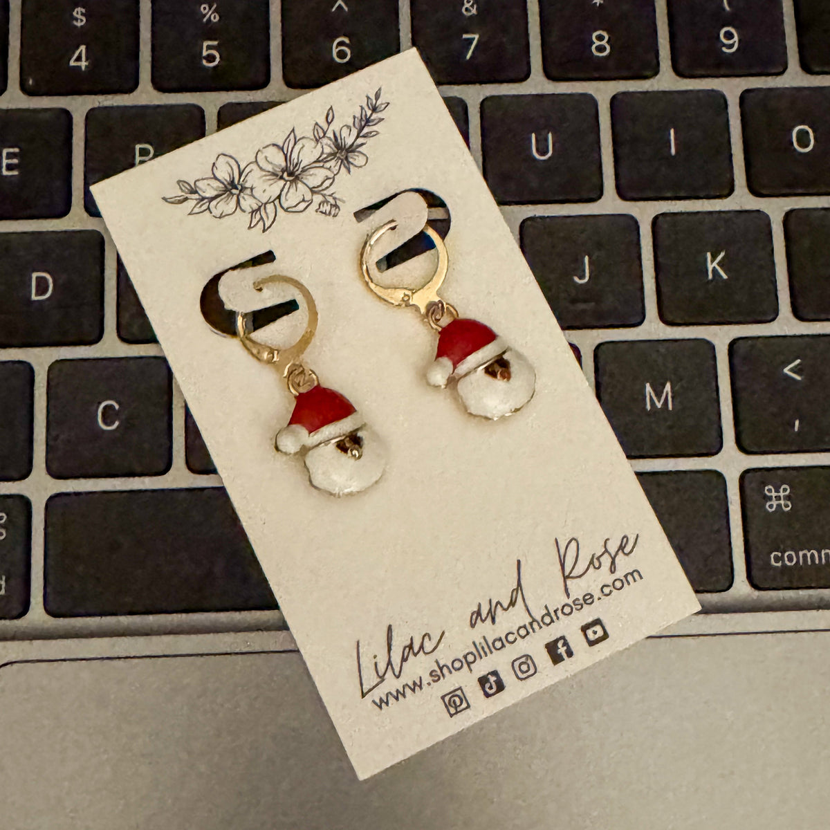 santa head dangle earrings holiday jewelry Lilac and Rose