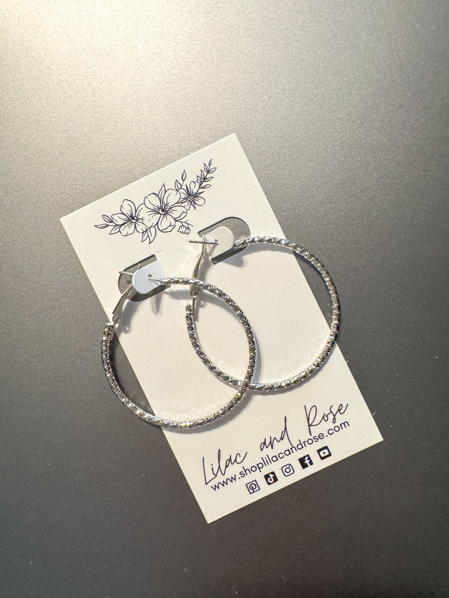 ✨ Large Textured Silver Hoop Earrings