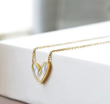Load image into Gallery viewer, mother of pearl heart necklace gold Lilac and Rose
