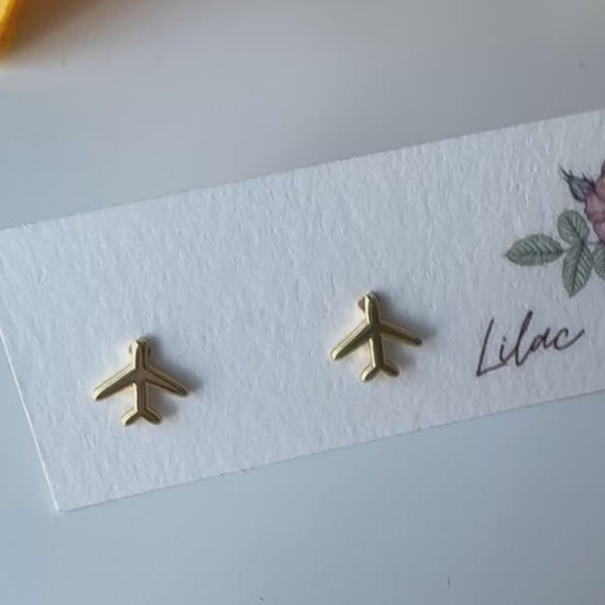travel stud earrings lightweight hypoallergenic