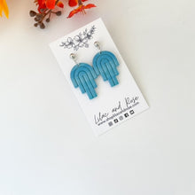 Load image into Gallery viewer, Beach Arch Earrings
