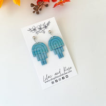 Load image into Gallery viewer, Beach Arch Earrings
