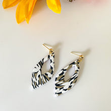 Load image into Gallery viewer, Animal Print Emma Earrings
