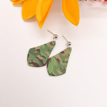 Load image into Gallery viewer, Camouflage Audrey Earrings
