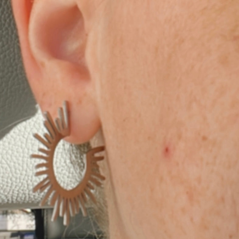✨ Sunburst Earrings
