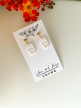 Load image into Gallery viewer, Skull Earrings
