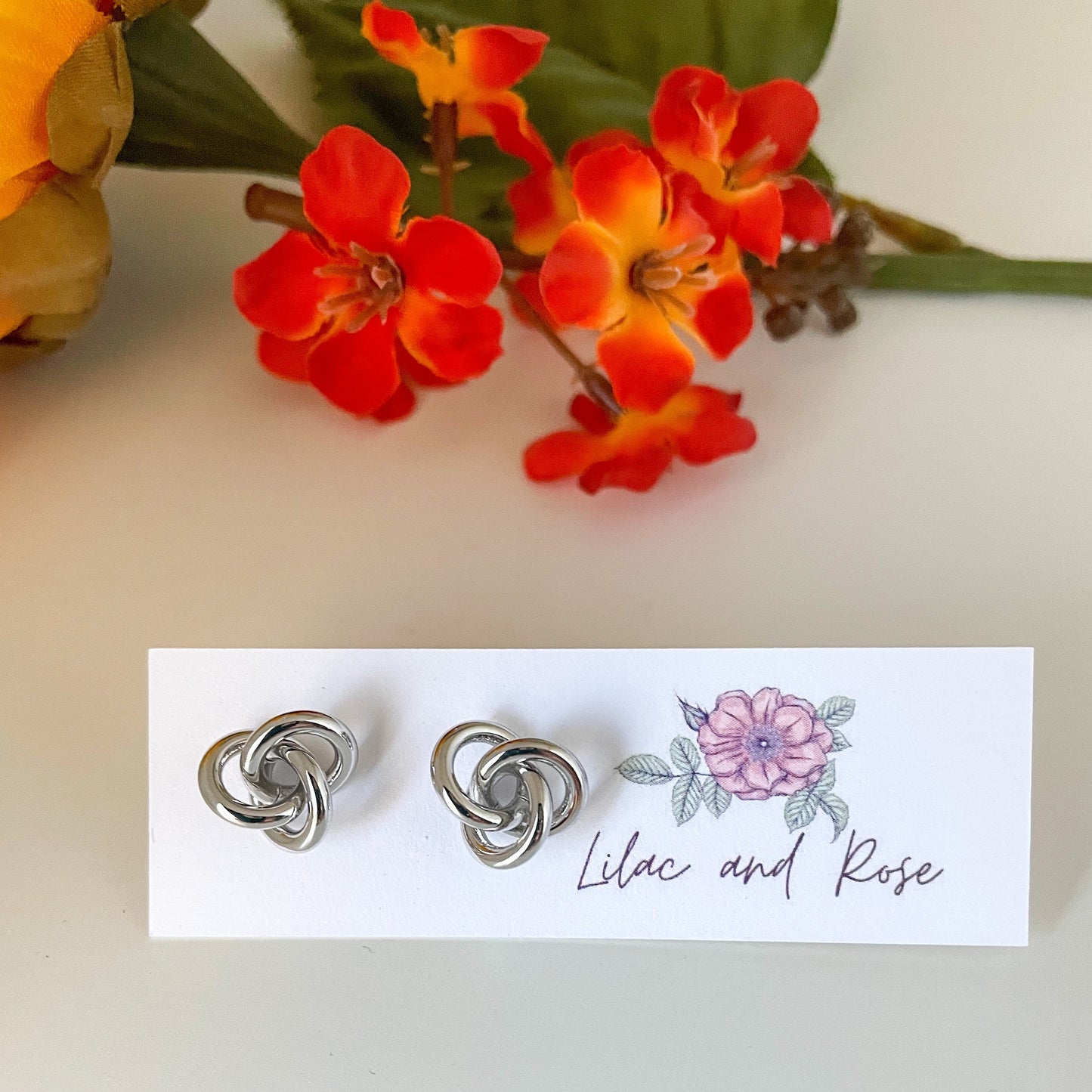 ✨ Knotted Stud Earrings