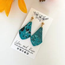 Load image into Gallery viewer, Turquoise and Black Audrey Earrings
