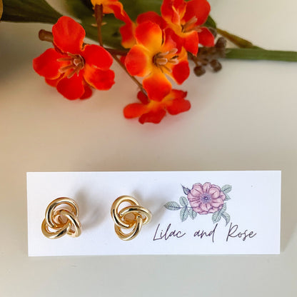 ✨ Knotted Stud Earrings